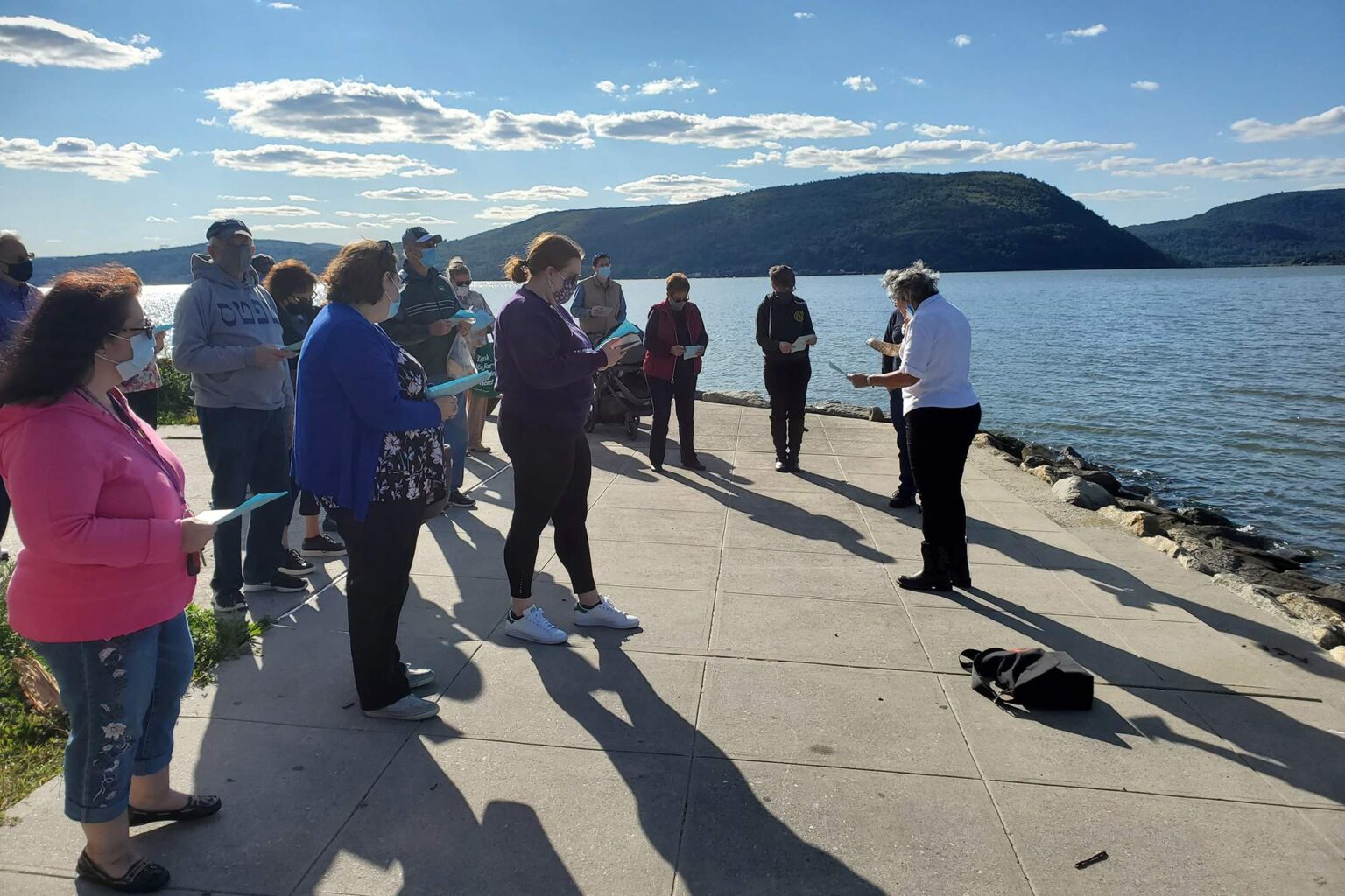 Tashlich at the Peekskill Riverfront First Hebrew Congregation
